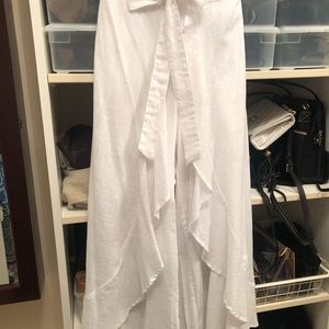 Unique, white skirt/ pant